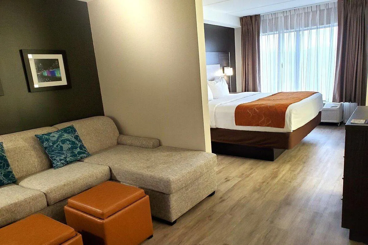 Comfort Suites Northlake Charlotte 2*,  United States
