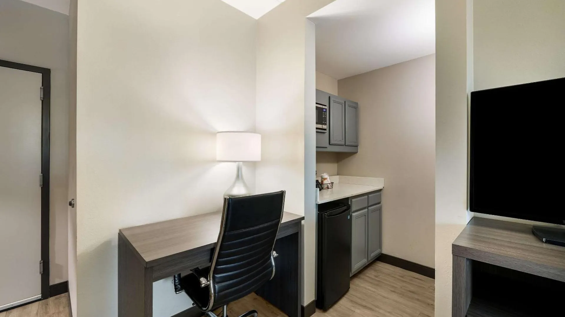 Comfort Suites Northlake Charlotte 2*,