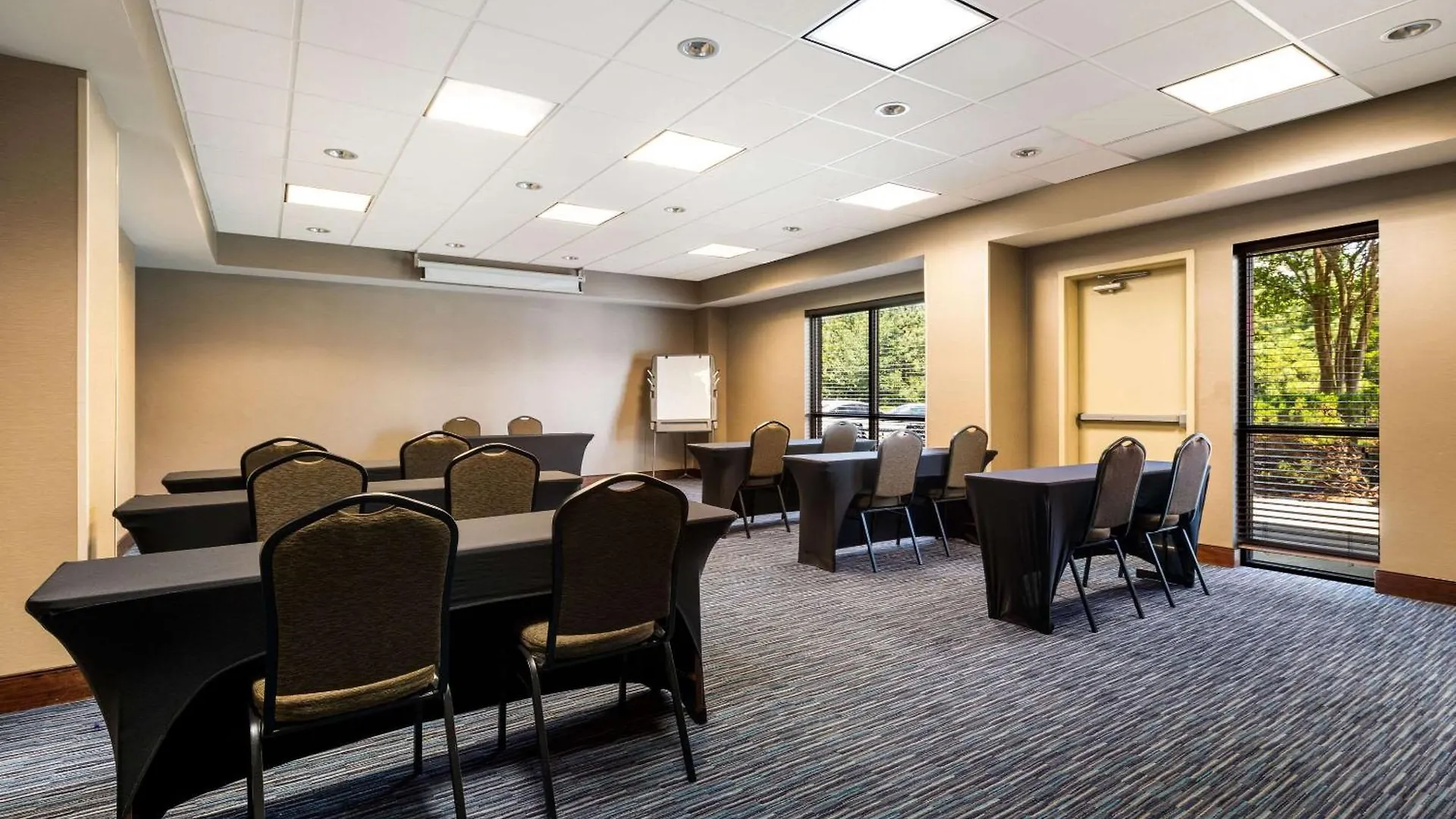 Comfort Suites Northlake Charlotte